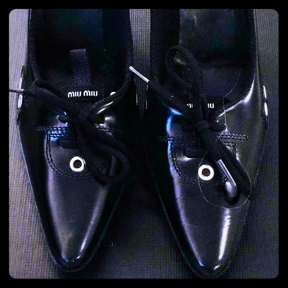 Miu Miu black pumps